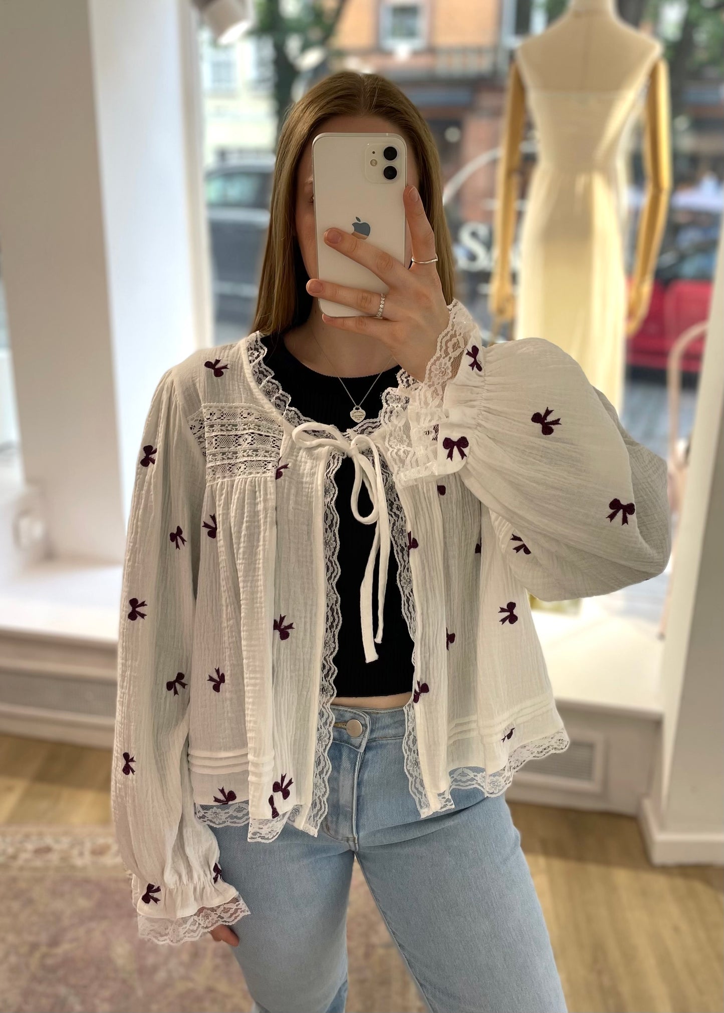 Musselinbluse mit Schleifen