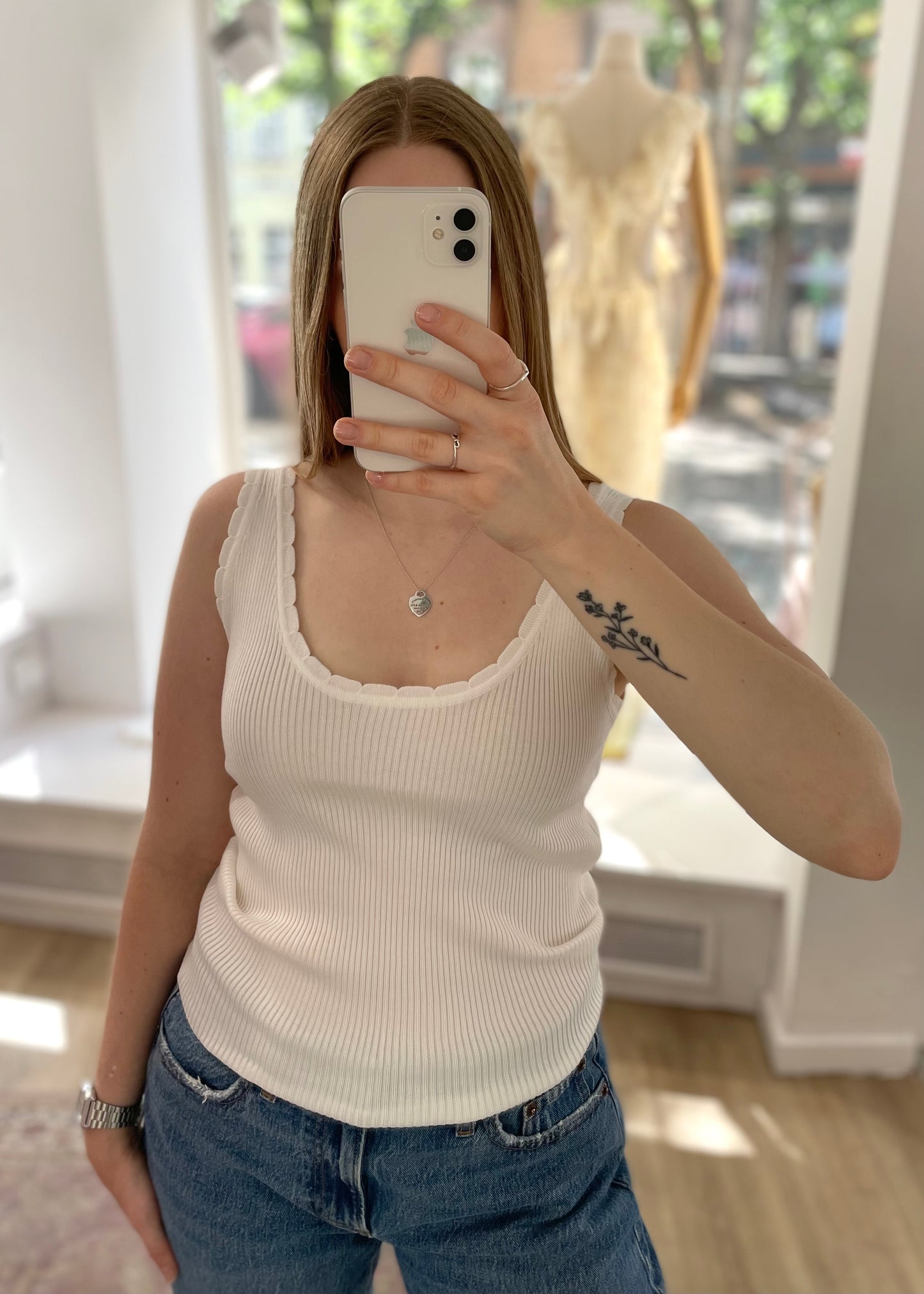 Geripptes Basictop weiß