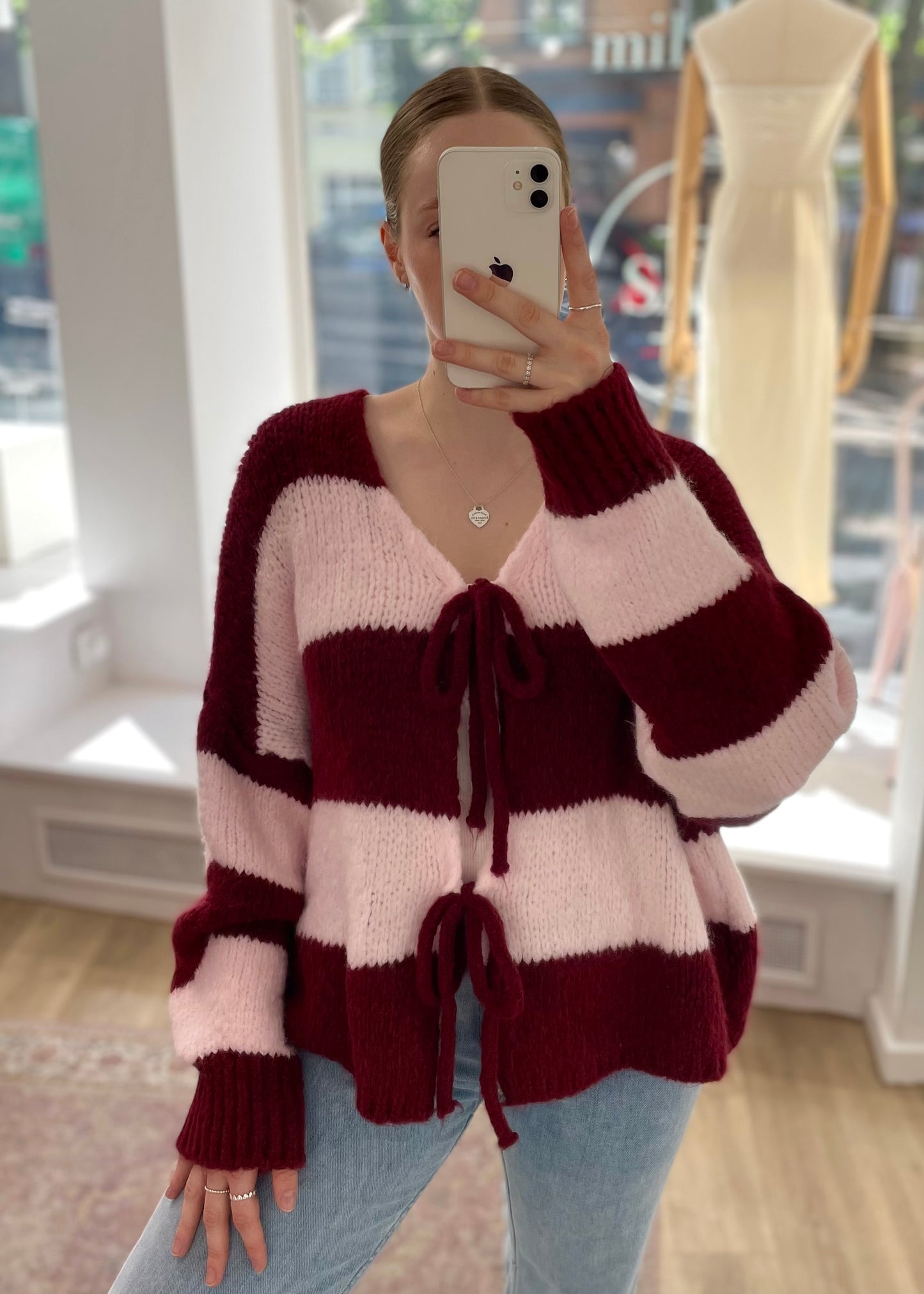 Gestreifter Cardigan zum Binden