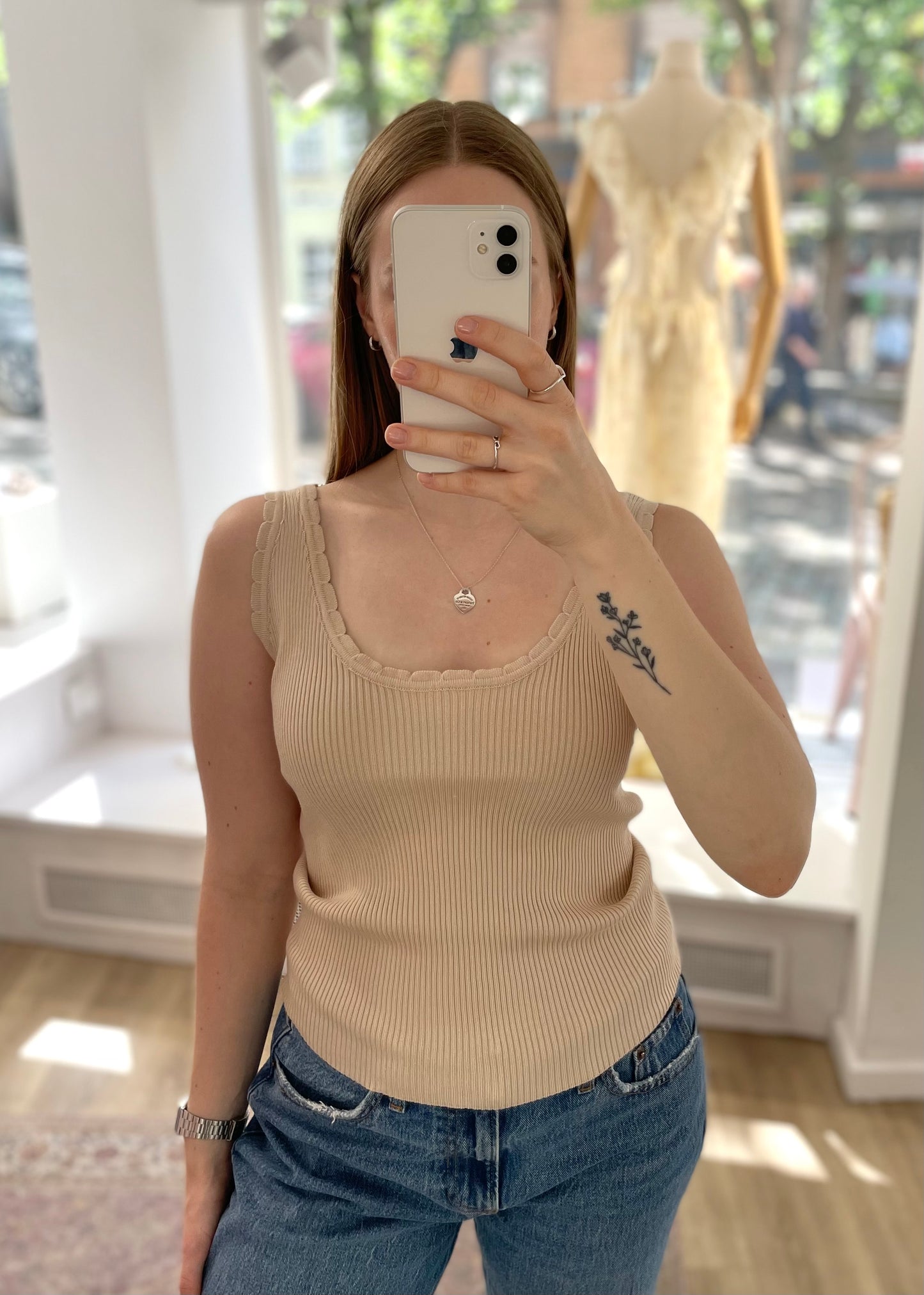 Geripptes Basictop beige