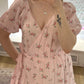 Geblümtes Wickelkleid aus Musselin rosa