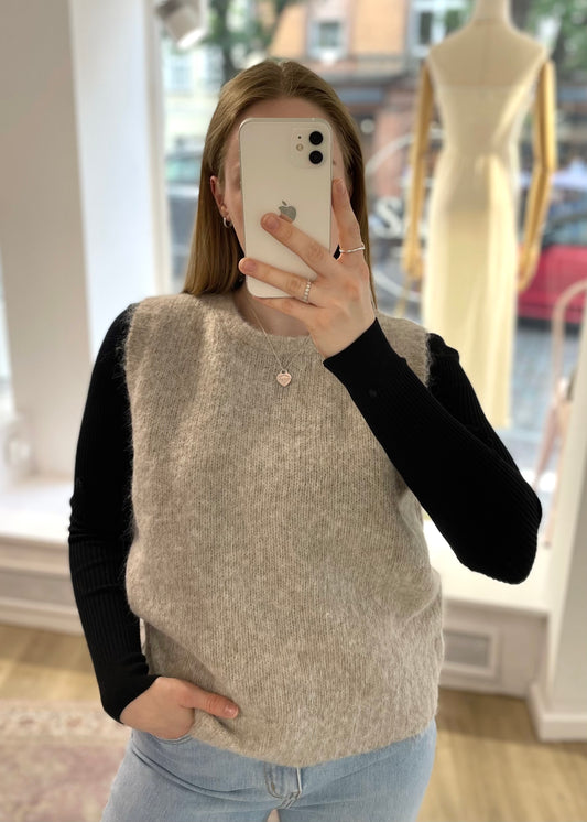 Taupefarbener Strickpullunder