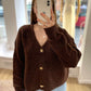Schokobrauner Cardigan mit Muschelknöpfen