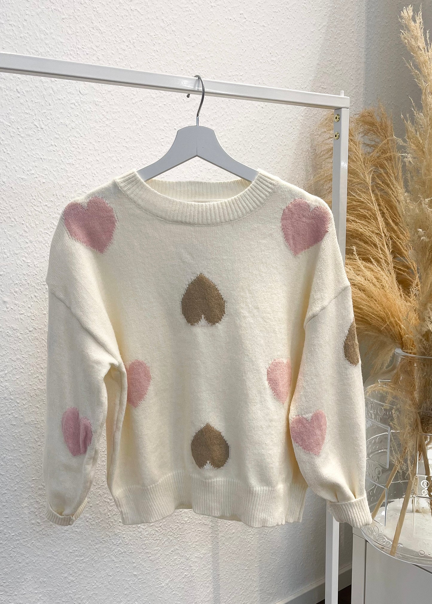 Pullover mit Herzen